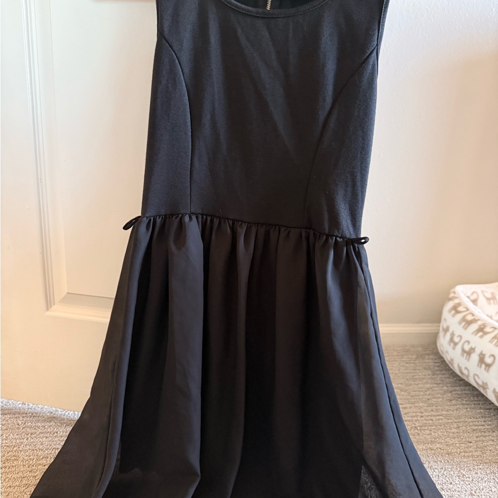 Elegant Black Dress